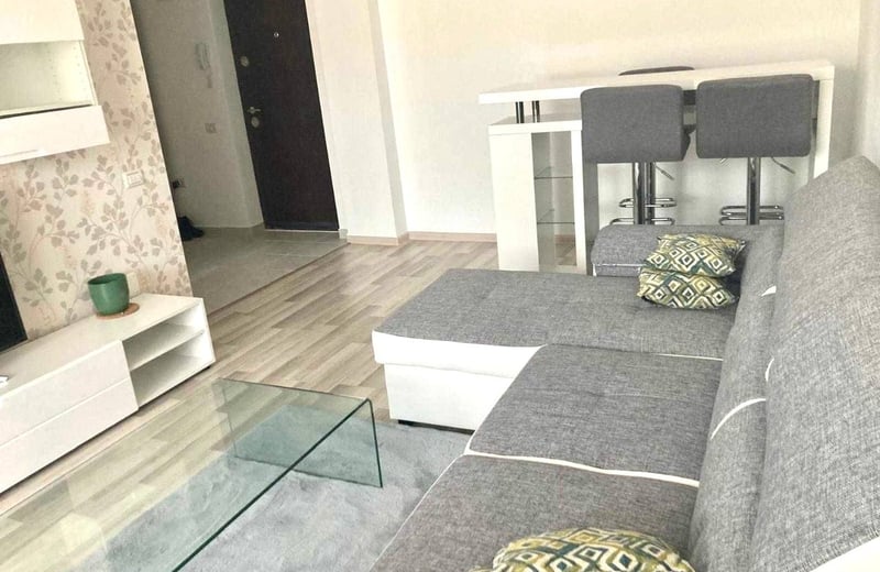 Alquiler de un acogedor apartamento de 2 habitaciones con cocina independiente y balcón, Sector 6, Bucarest, Rumanía